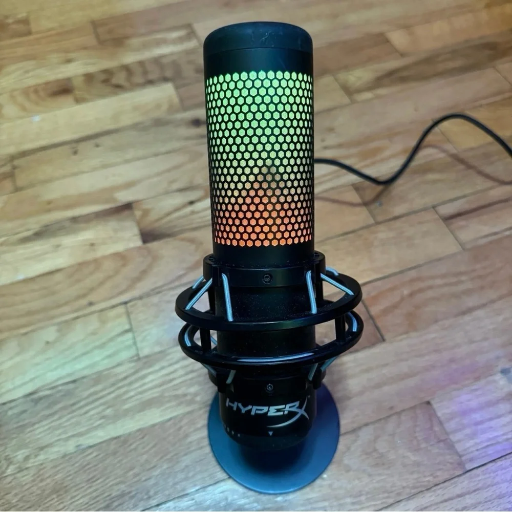 HyperX QuadCast S - USB Microphone - RGB Lighting (First Generation)